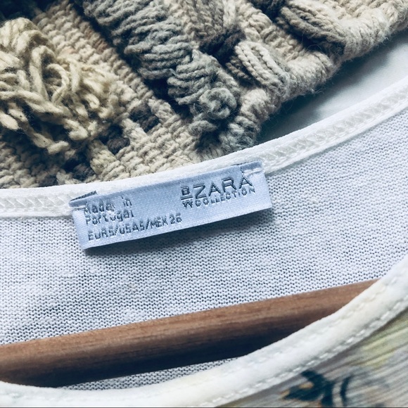 Zara Floral & Lace Paneled Top (S) - Picture 5 of 7